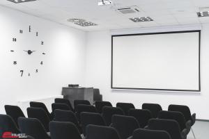 Duży ekran 3 metrowy sala szkoleniowa